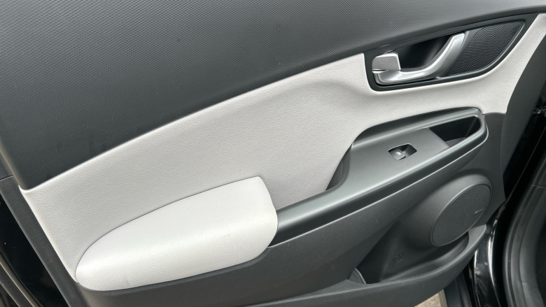 Hyundai KONA 150kW Ultimate 64kWh 5dr Auto Electric Hatchback